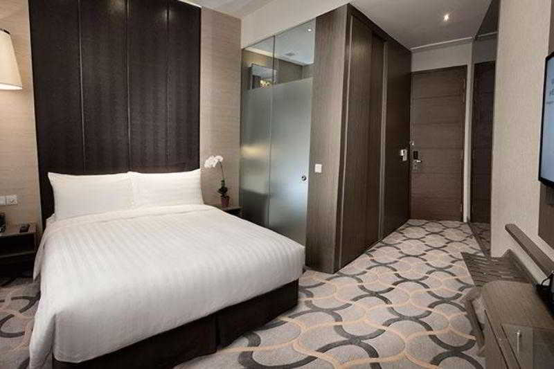 Khách sạn Dorsett - Newly Refurbished